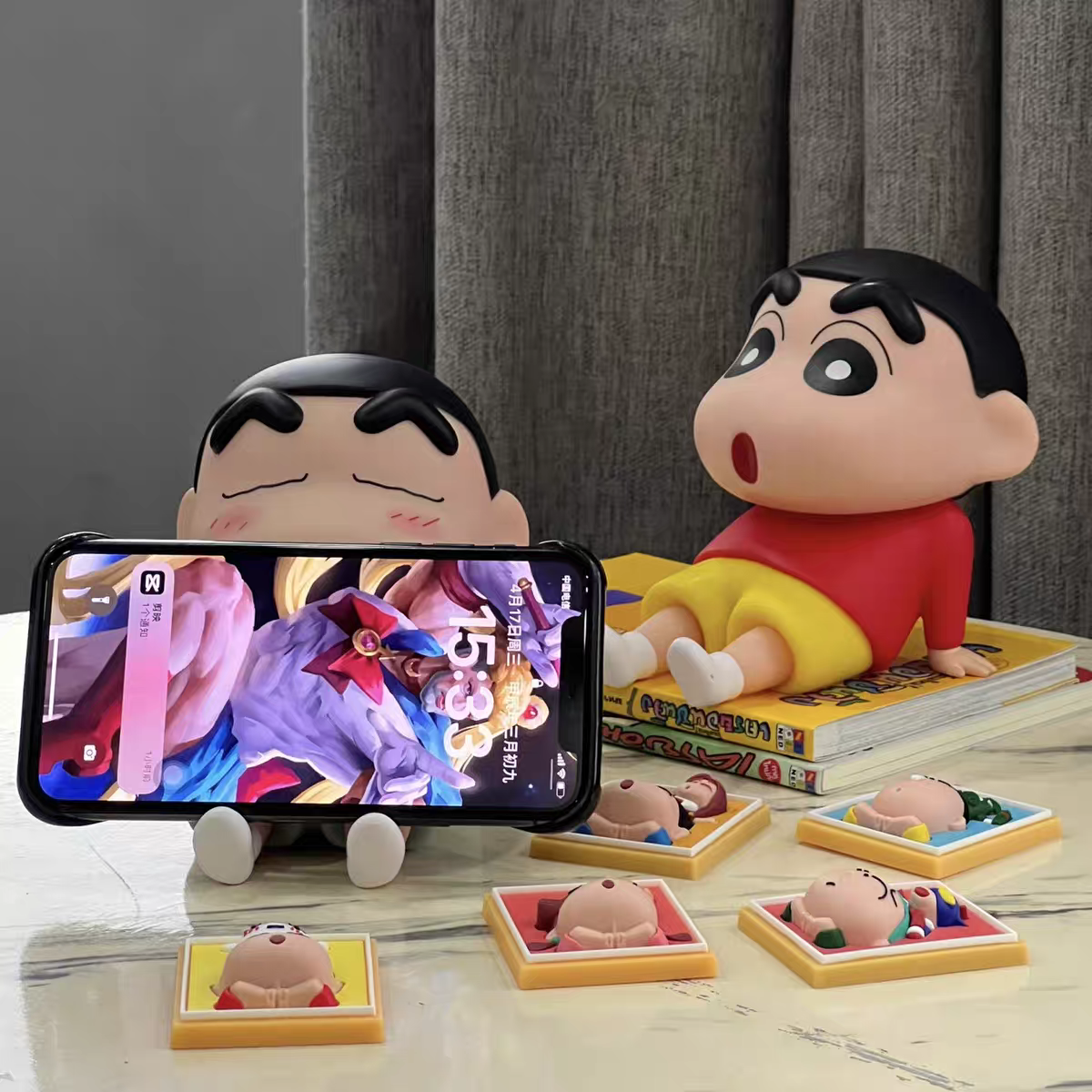 Cartoon Cute Crayon Creative Desktop Phone Stand Office Desktop Action Figures Lazy Mobile Phone Holder